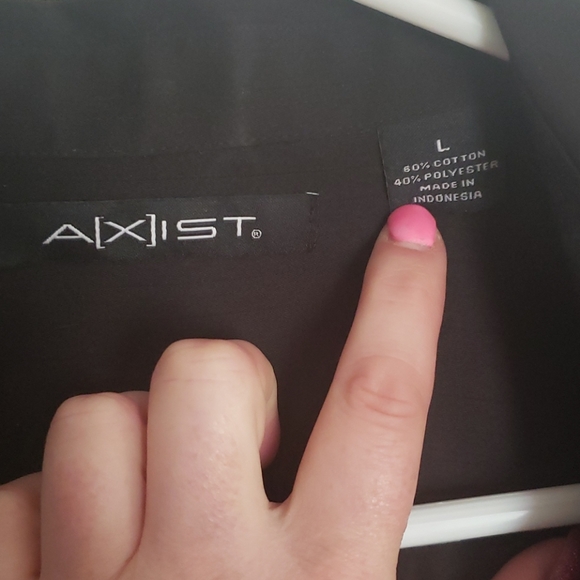 Men's black button down - Picture 3 of 4